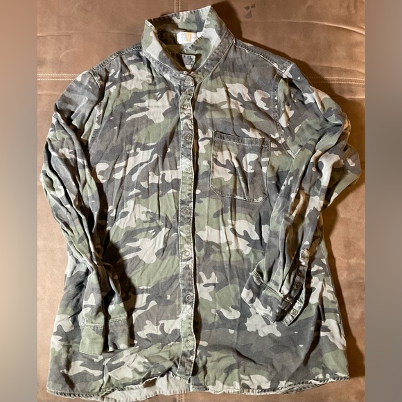 Camo Button Down Shirt (L) - Picture 1 of 5